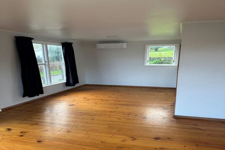 Photo of property in 160-162 Warspite Avenue, Waitangirua, Porirua, 5024