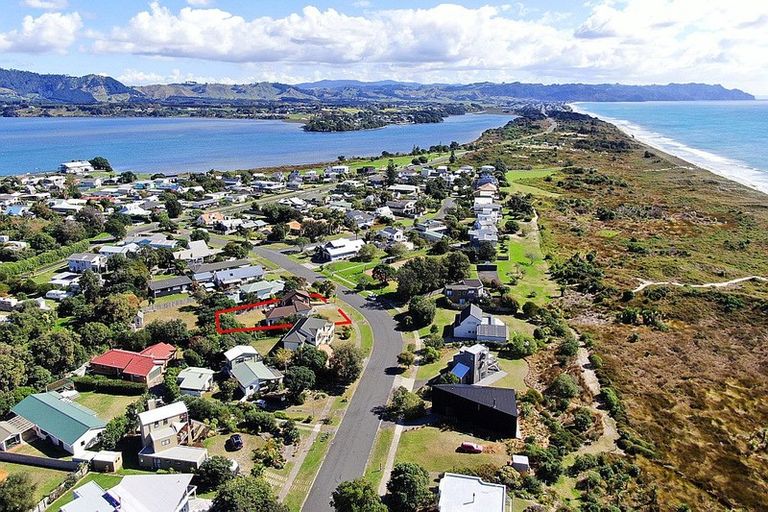 Photo of property in 16 Papaunahi Road, Bowentown, Katikati, 3177