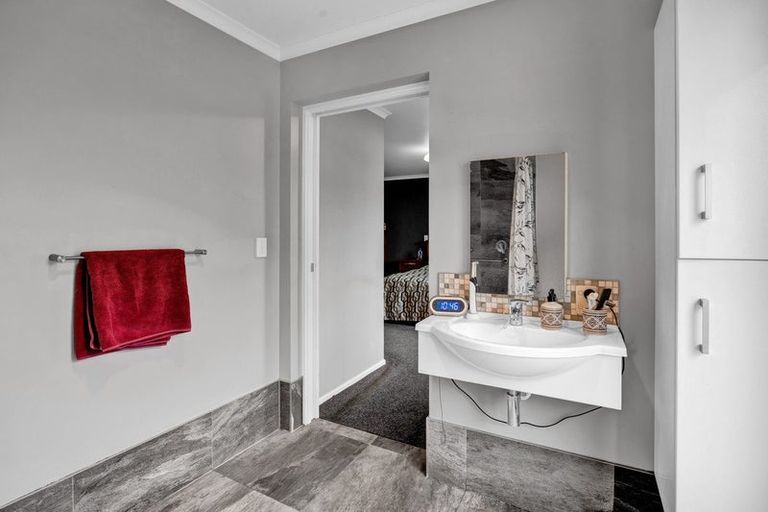 Photo of property in 153 Kakaramea Road, Kakaramea, Patea, 4598