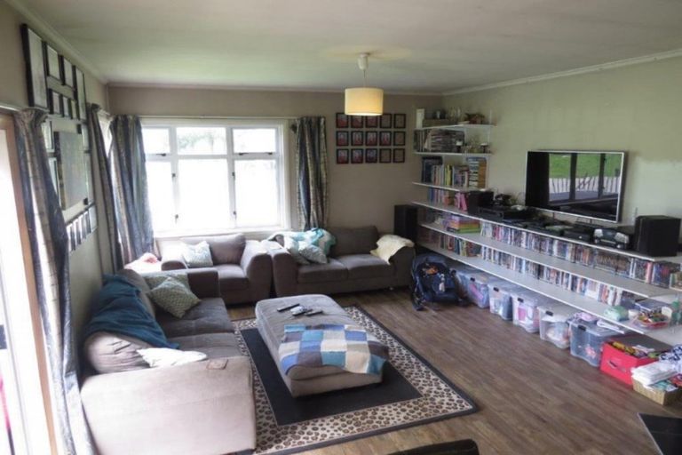 Photo of property in 160 Pukemiku Road, Mangamutu, Pahiatua, 4983