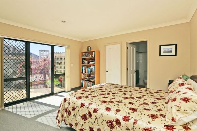 Photo of property in 3 Phoenix Place, Havelock North, 4130