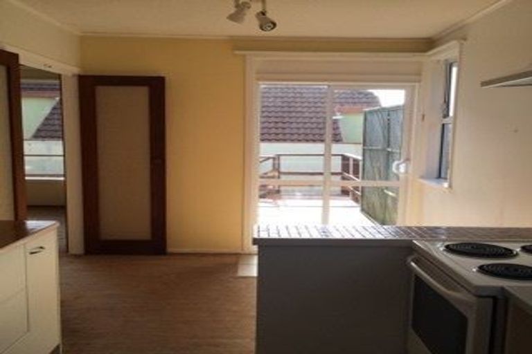 Photo of property in 95a Beresford Street, Bayswater, Auckland, 0622