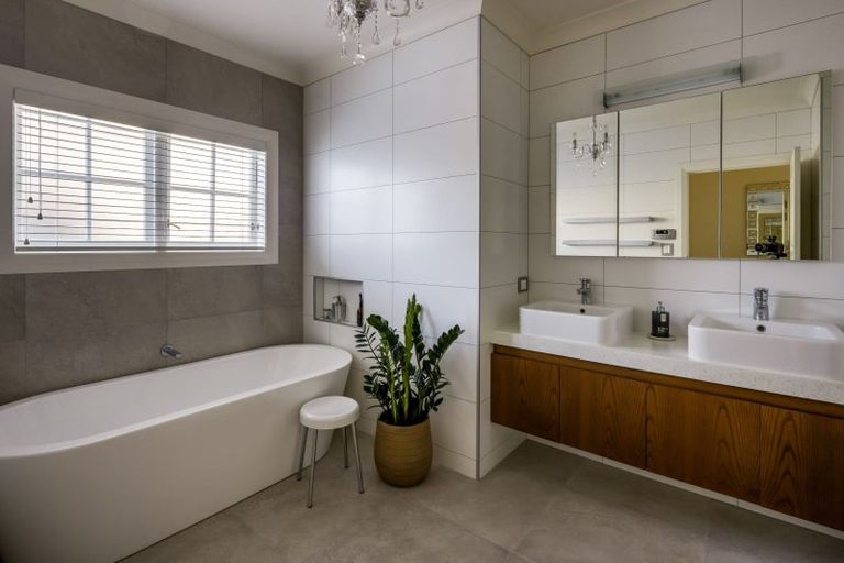 Photo of property in 70 Awatere Avenue, Beerescourt, Hamilton, 3200