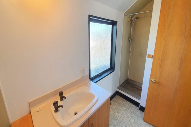 Photo of property in 2/48 Greenhurst Street, Sockburn, Christchurch, 8042