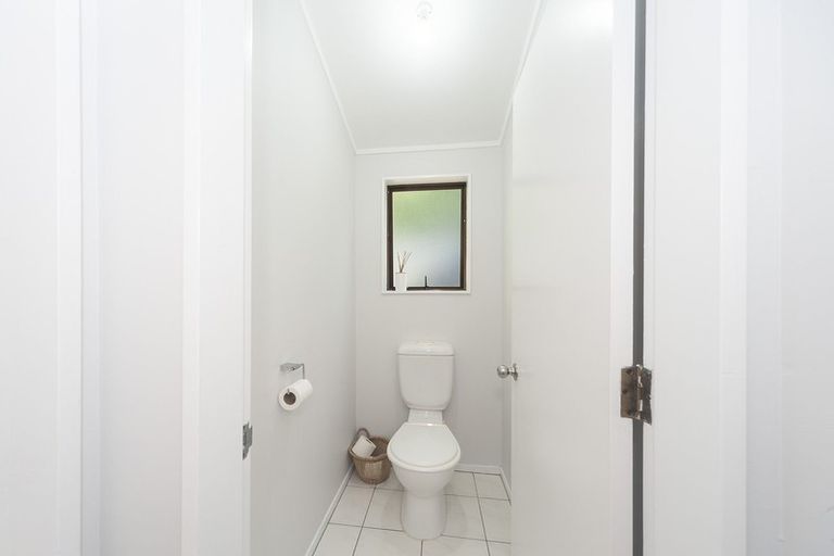 Photo of property in 84a Strathmore Avenue, Strathmore Park, Wellington, 6022