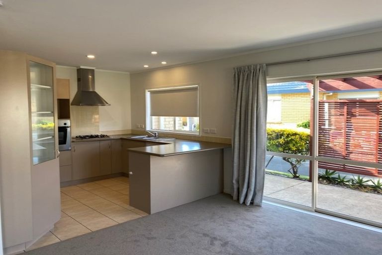 Photo of property in Diamond Sands, 5/644 Grenada Street, Papamoa Beach, Papamoa, 3118