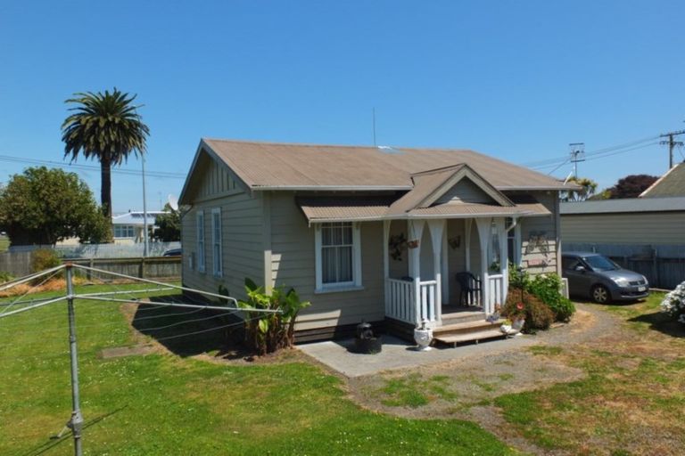 Photo of property in 33 Russell Street, Foxton, 4814
