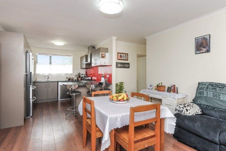 Photo of property in 12a Wordsworth Road, Manurewa, Auckland, 2102