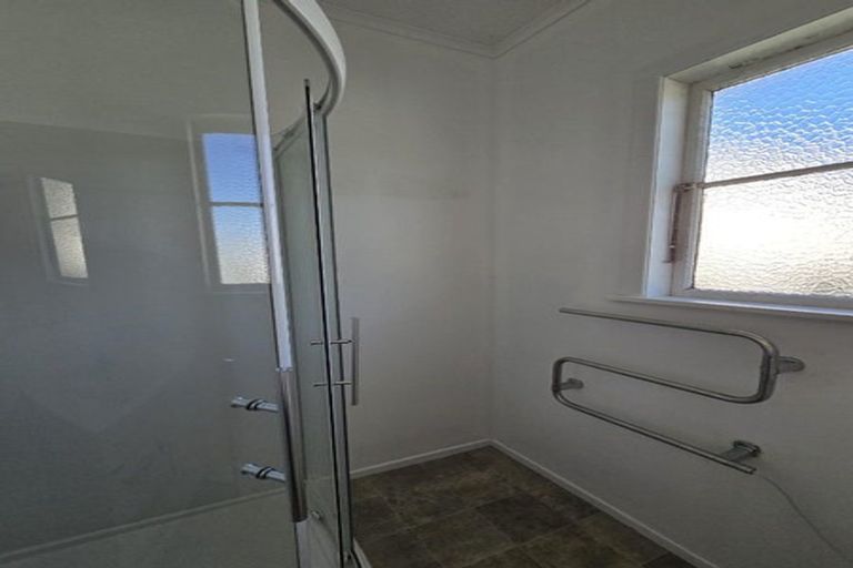 Photo of property in 70 Centennial Crescent, Te Hapara, Gisborne, 4010