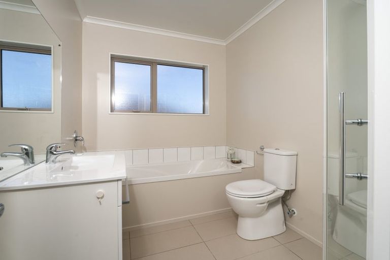 Photo of property in 185a Mark Avenue, Grenada Village, Wellington, 6037