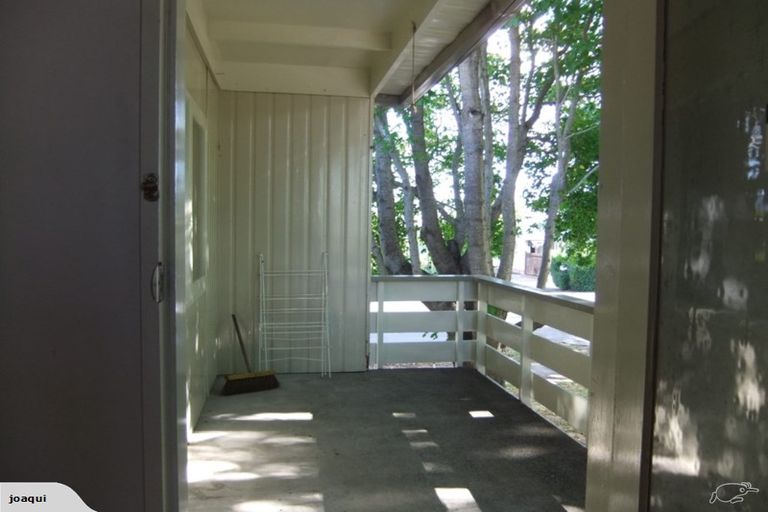 Photo of property in 10/5 Keeling Road, Henderson, Auckland, 0612