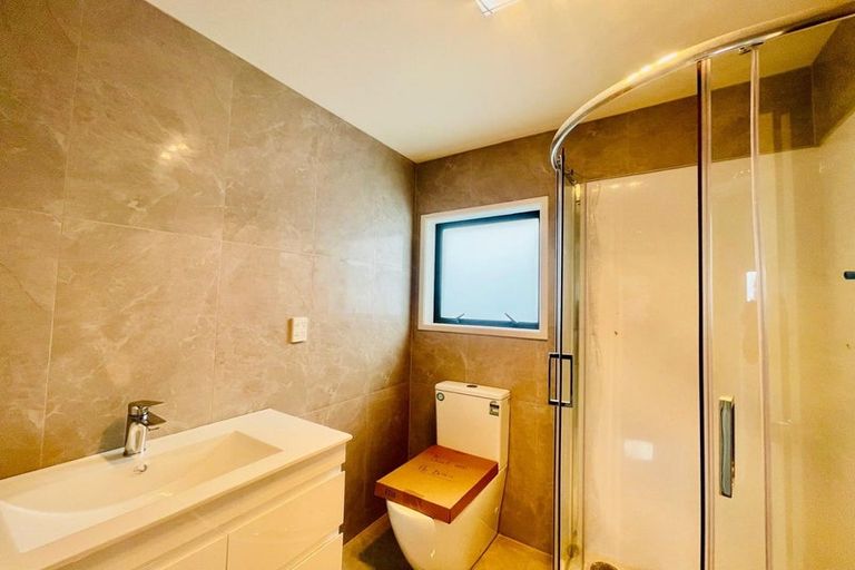 Photo of property in 1 Sharland Avenue, Manurewa, Auckland, 2102