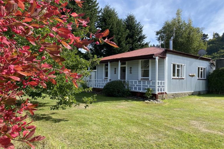 Photo of property in 1142 Garston-athol Highway, Athol, 9793
