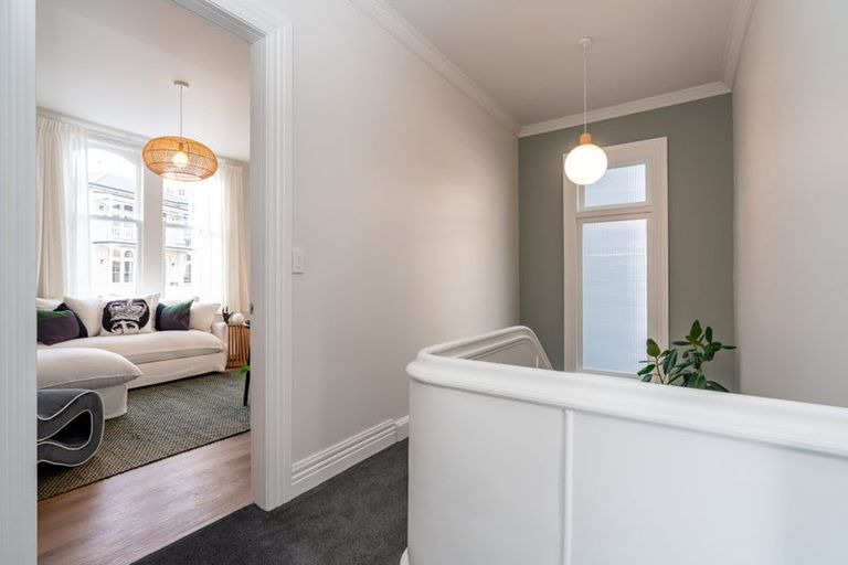 Photo of property in 18 Portland Crescent, Thorndon, Wellington, 6011