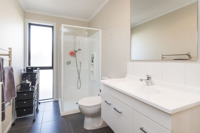 Photo of property in 15 Thomson Street, West End, Palmerston North, 4412