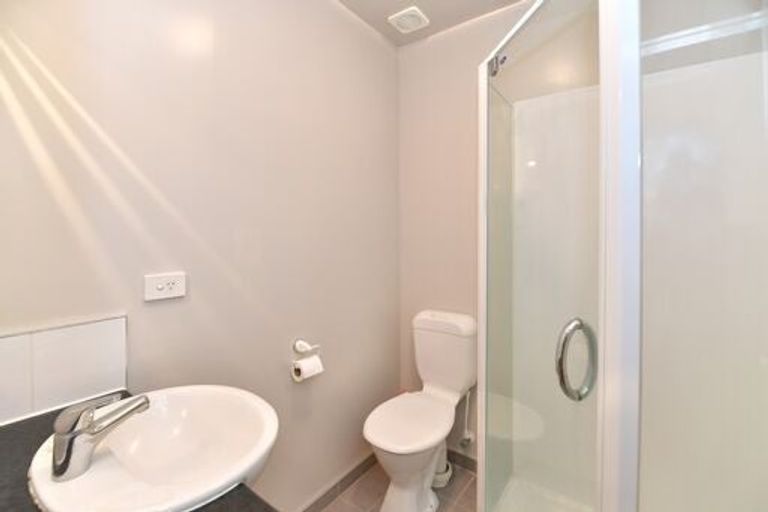 Photo of property in 16 Carento Way, Stanmore Bay, Whangaparaoa, 0932