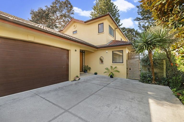 Photo of property in 4a Noel Avenue, Orewa, 0931