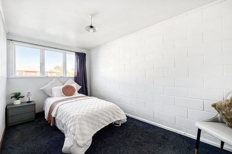 Photo of property in 32 Jollie Street, Linwood, Christchurch, 8062
