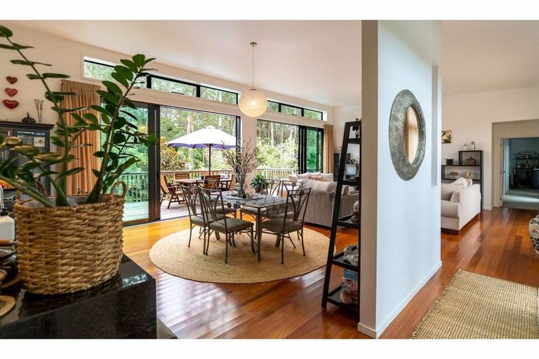 Photo of property in 21 Alderton Drive, Kerikeri, 0230