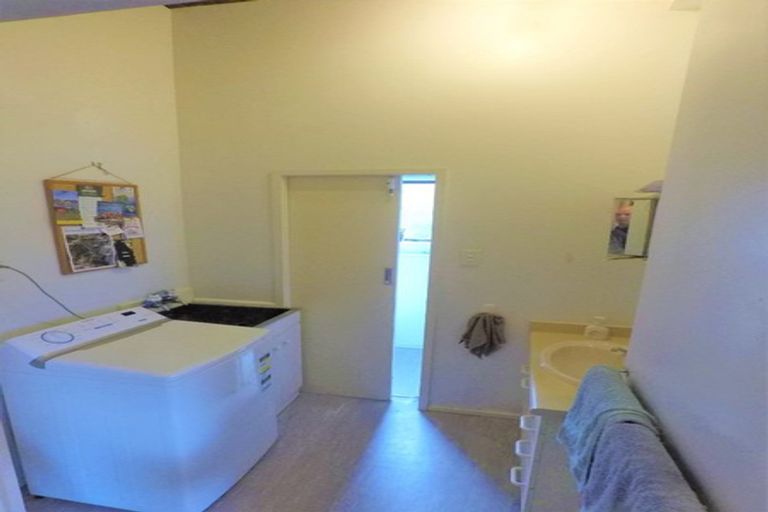 Photo of property in 52 Milne Terrace, Island Bay, Wellington, 6023