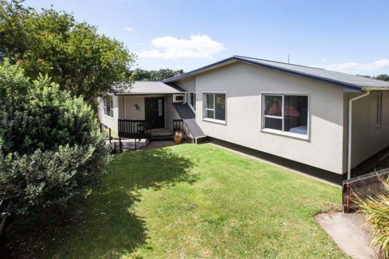 Photo of property in 36 Whakawhiti Street, Marfell, New Plymouth, 4310