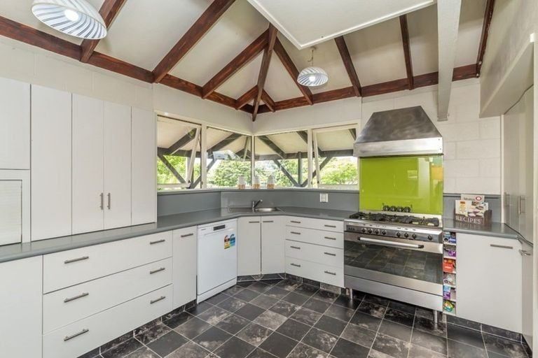 Photo of property in 14 Kennedy Drive, Levin, 5510