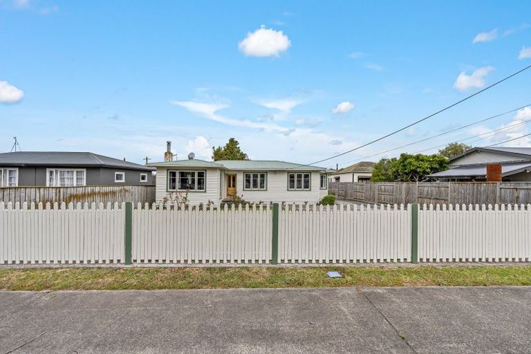 Photo of property in 33 Camden Street, Feilding, 4702
