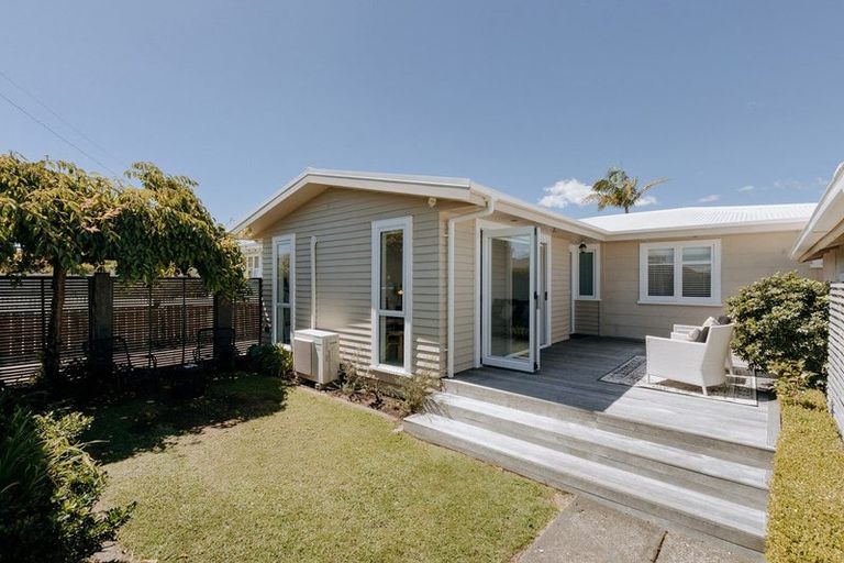 Photo of property in 10 Short Street, Otumoetai, Tauranga, 3110