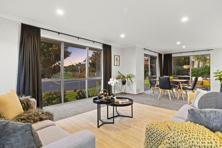 Photo of property in 52 Mortlake Heights, Pyes Pa, Tauranga, 3112