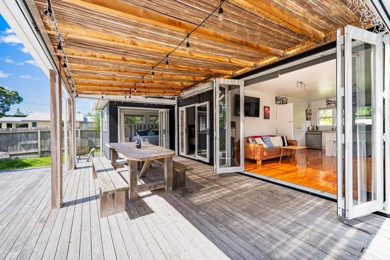 Photo of property in 873 Cove Road, Waipu, 0582