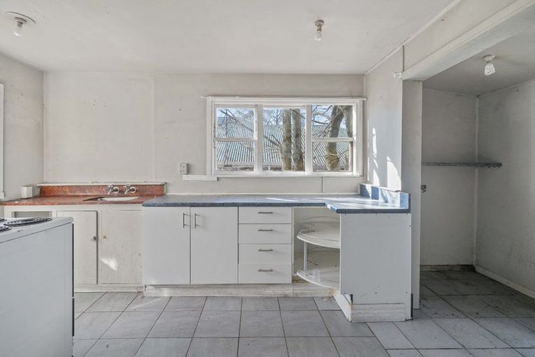 Photo of property in 290 Pages Road, Wainoni, Christchurch, 8061