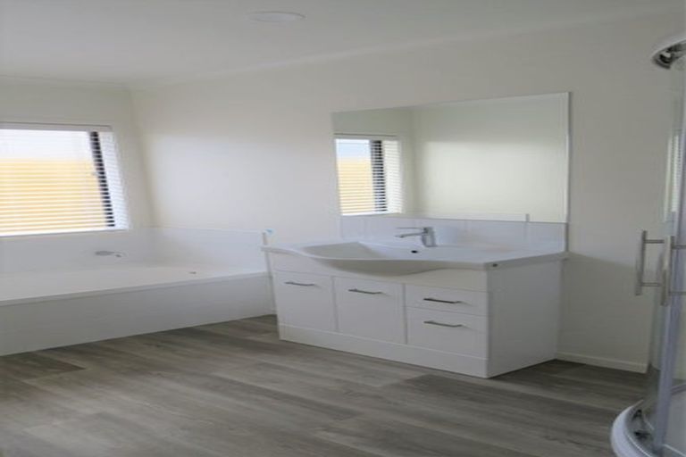 Photo of property in 7 Ladeira Place, Fitzroy, Hamilton, 3206