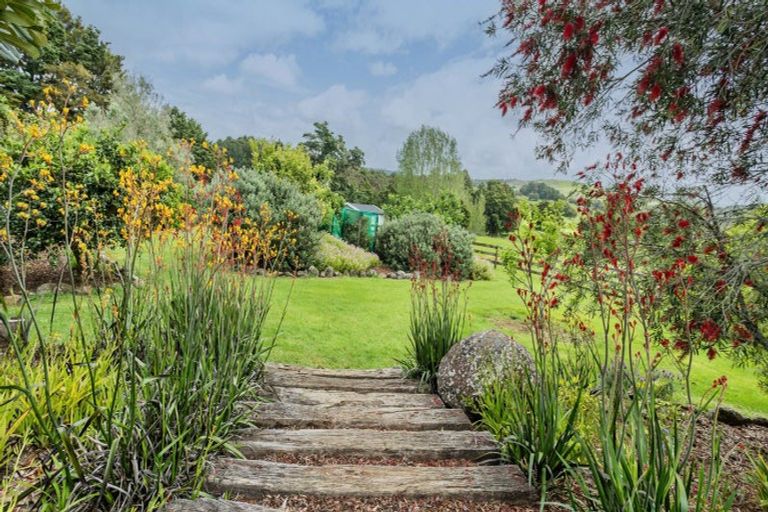 Photo of property in 890a Waimate Road North, Waimate North, Kerikeri, 0293