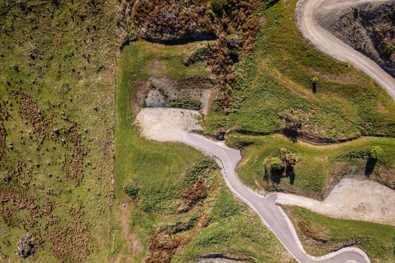 Photo of property in 5 Oxburn Lane, Glenorchy, 9372