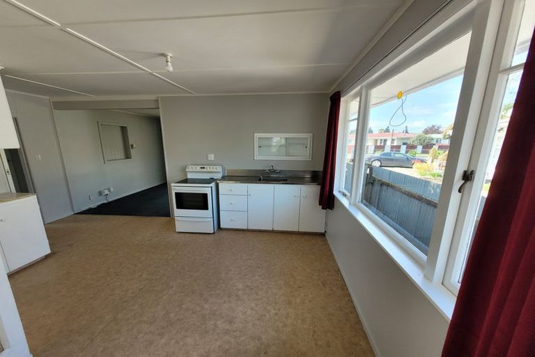 Photo of property in 606 Huia Street, Camberley, Hastings, 4120