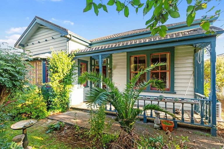 Photo of property in 23 Stanley Avenue, Te Aroha, 3320