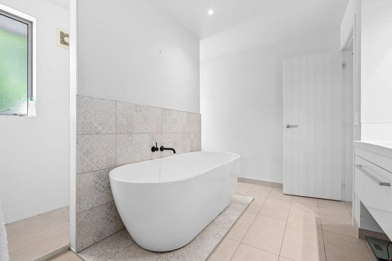 Photo of property in 21 Oldfield Court, Huntington, Hamilton, 3210