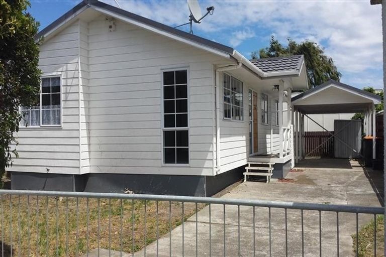 Photo of property in 54 Shamrock Street, Takaro, Palmerston North, 4412