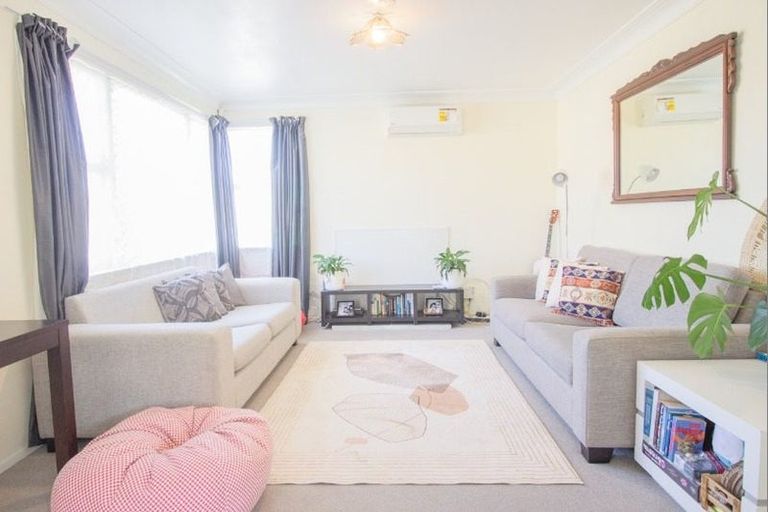 Photo of property in 70 Fisher Crescent, Otara, Auckland, 2023