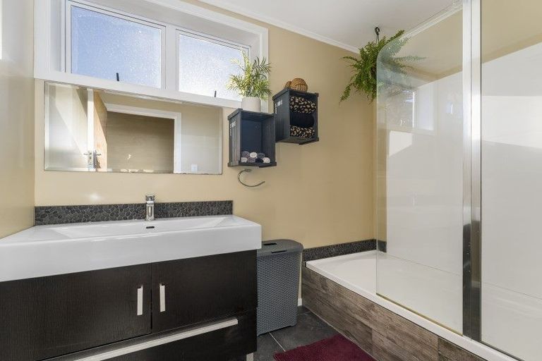 Photo of property in 147 Whitby Road, Wakefield, 7025