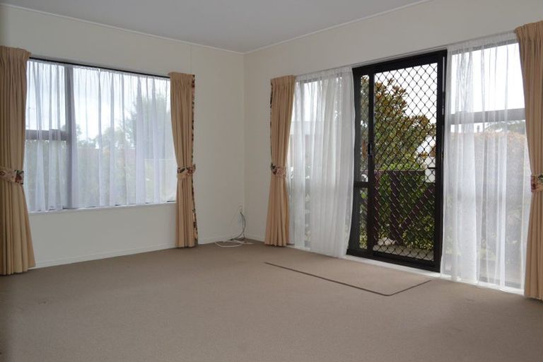 Photo of property in 15a Douglas Street, Levin, 5510
