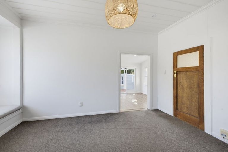 Photo of property in 131 Lemon Street, New Plymouth, 4312