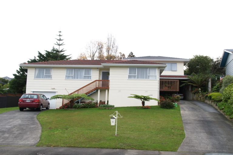 Photo of property in 16 Judkins Crescent, Cockle Bay, Auckland, 2014