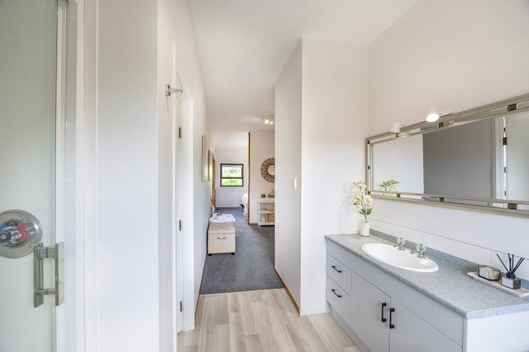 Photo of property in Babylon Coast Road, Parore, Dargaville, 0373