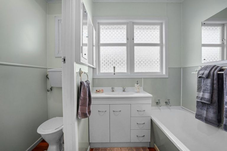 Photo of property in 1 Sunnyside Road, Nawton, Hamilton, 3200