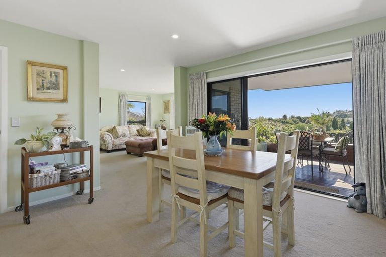 Photo of property in 14 Waipuna Grove, Welcome Bay, Tauranga, 3112