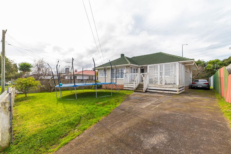 Photo of property in 35 Wymondley Road, Otara, Auckland, 2025