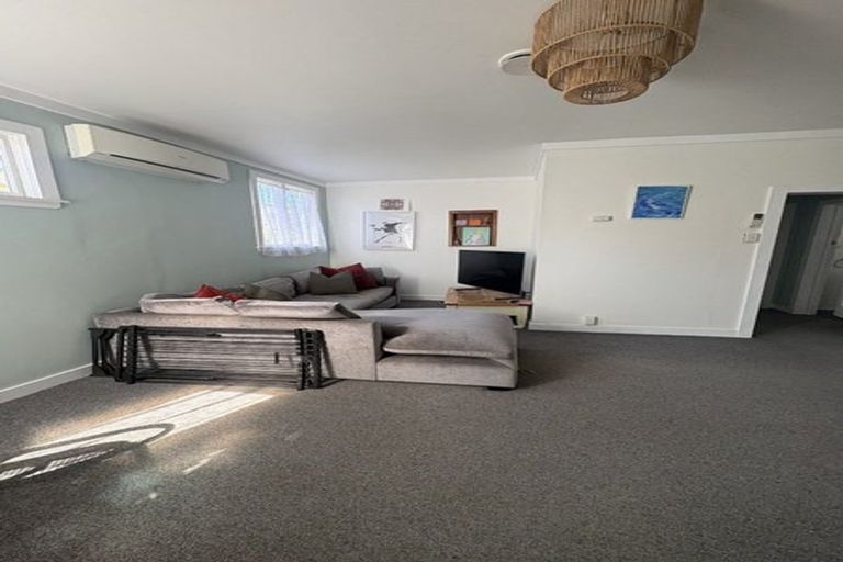 Photo of property in 3 Smale Terrace, Hospital Hill, Napier, 4110
