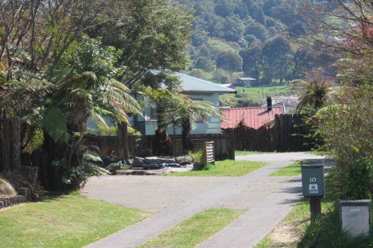 Photo of property in 10 Amber Place, Pukehangi, Rotorua, 3015