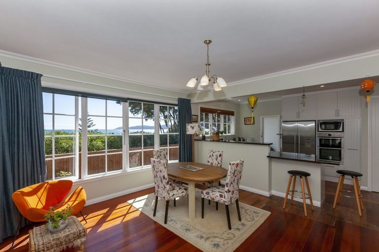 Photo of property in 1 Rosetta Road, Raumati South, Paraparaumu, 5032